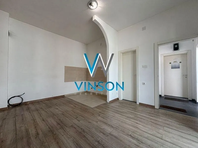 Rent, office space, 260m², Salajka, Novi Sad Sve Podlokacije