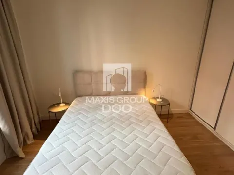 Izdavanje, trosoban stan, 80m², Savski Venac, Beograd - image 12
