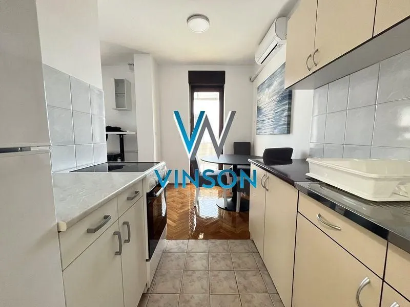 Izdavanje, jednosoban stan, 43m², Grbavica, Novi Sad Sve Podlokacije