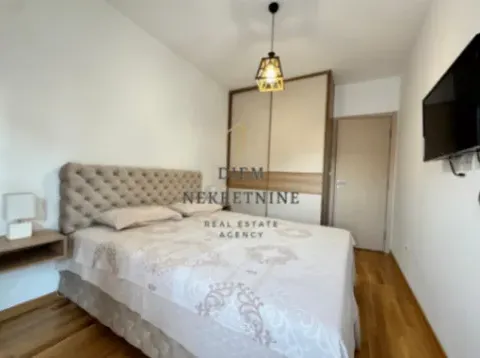 Izdavanje, jednosoban stan, 45m², City Kvart, Podgorica - image 6