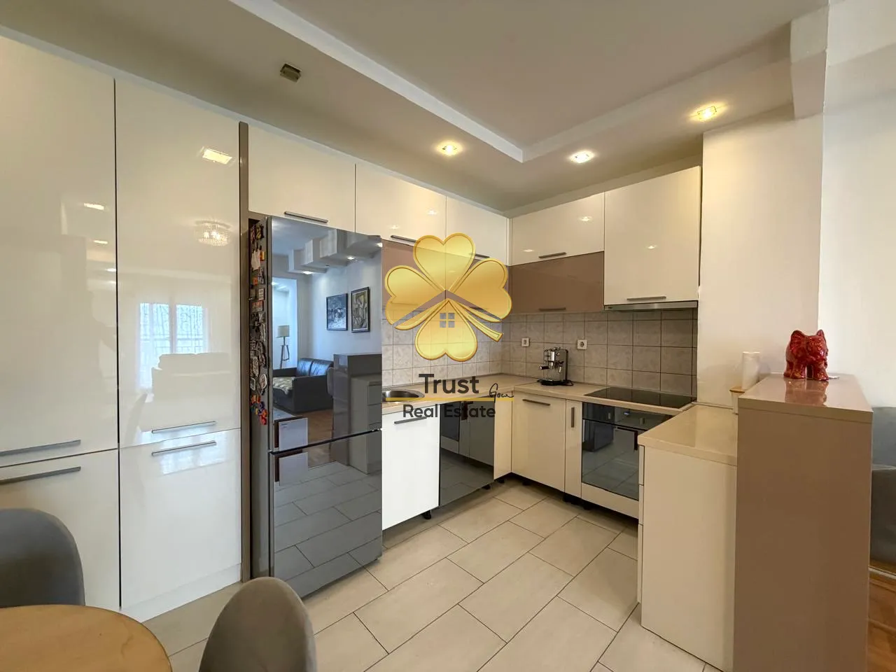 Rent, three bedroom apartment, 100m², City Kvart, Podgorica