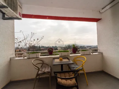 Rent, two bedroom apartment, 65m², City Kvart, Podgorica - image 12