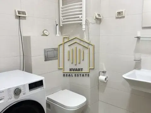 Prodaja, trosoban stan, 72m², City Kvart, Podgorica - image 10