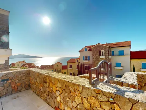 Prodaja, jednosoban stan, 69m², Luštica Bay, Tivat - image 13