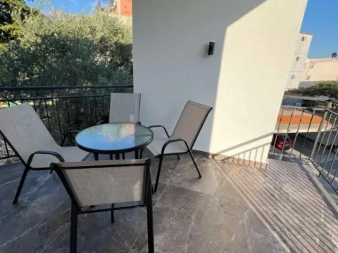 Rent, two bedroom apartment, 85m², Šušanj, Bar - image 11