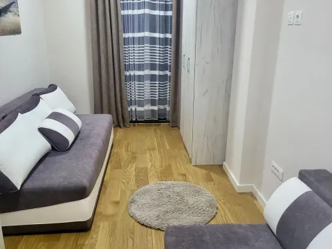 Rent, two bedroom apartment, 78m², Centar, Podgorica - image 6