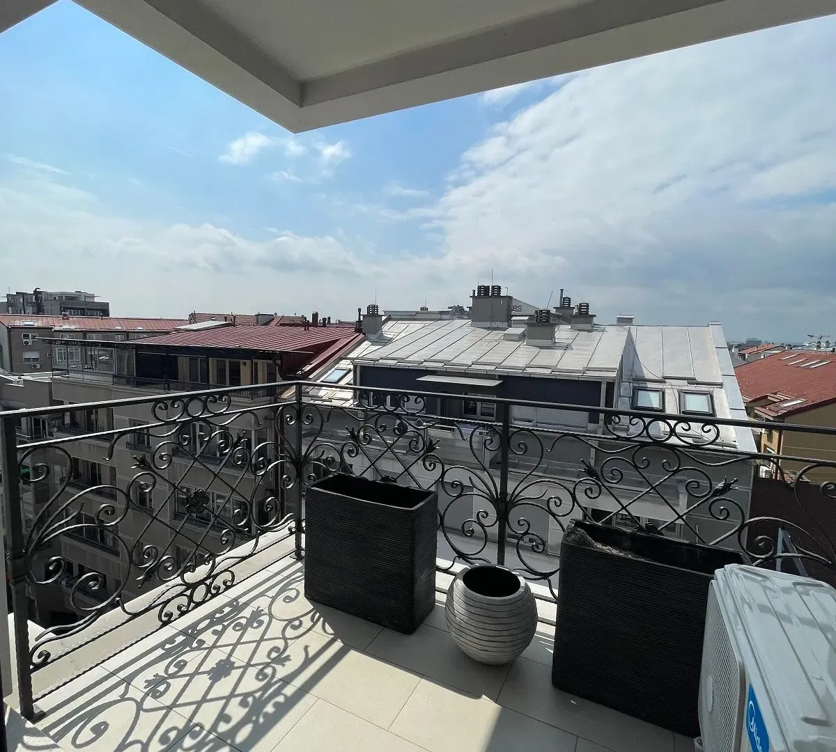 Izdavanje, trosoban stan, 100m², Crveni Krst, Beograd