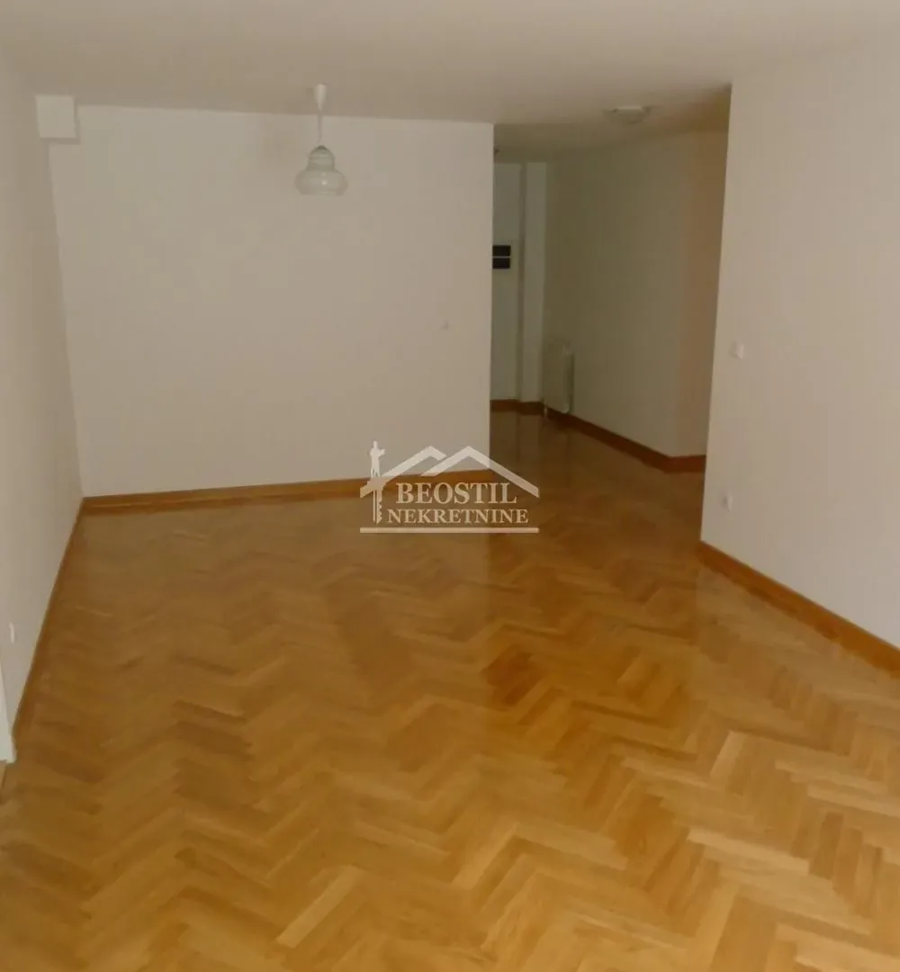 Prodaja, stan, 123m², Crveni Krst, Beograd