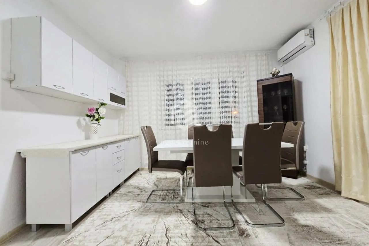 Rent, two bedroom apartment, 104m², Tološi, Podgorica