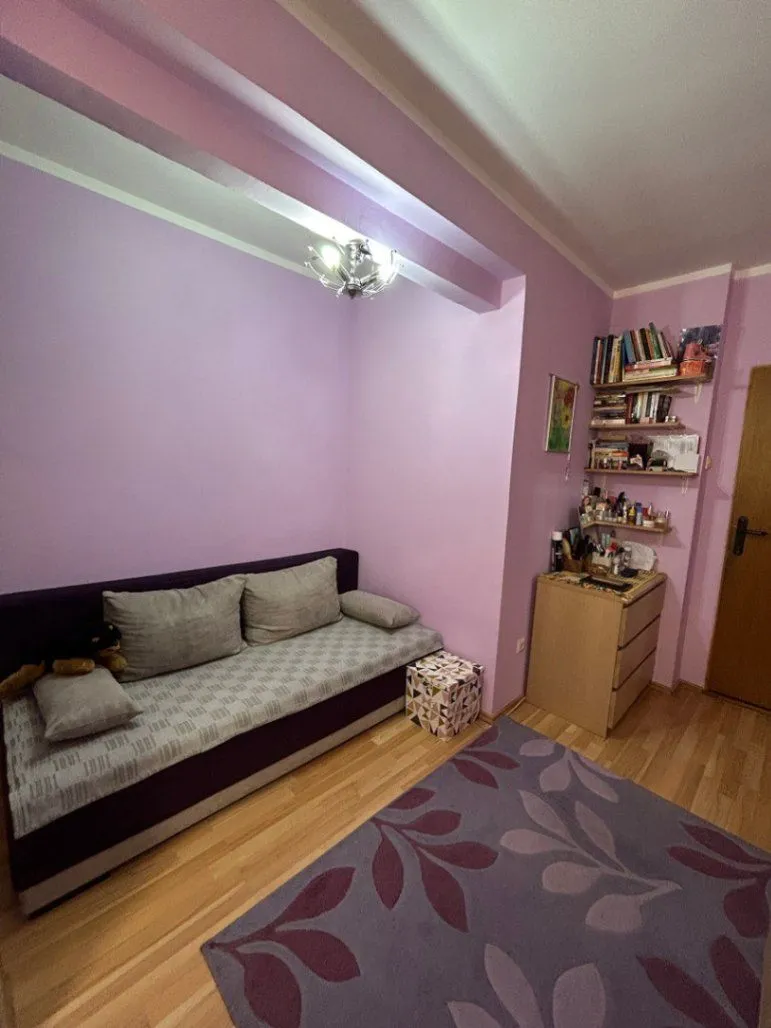 Sale, three bedroom apartment, 78m², Karaburma, Palilula Sve Podlokacije