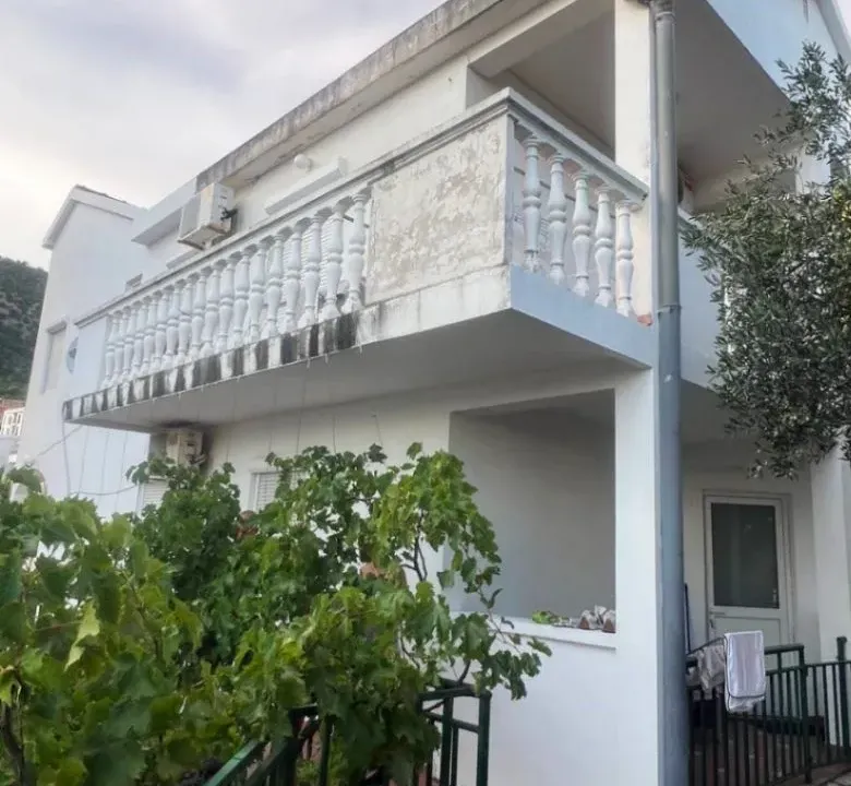 Prodaja, kuća, 404m², Petrovac, Budva