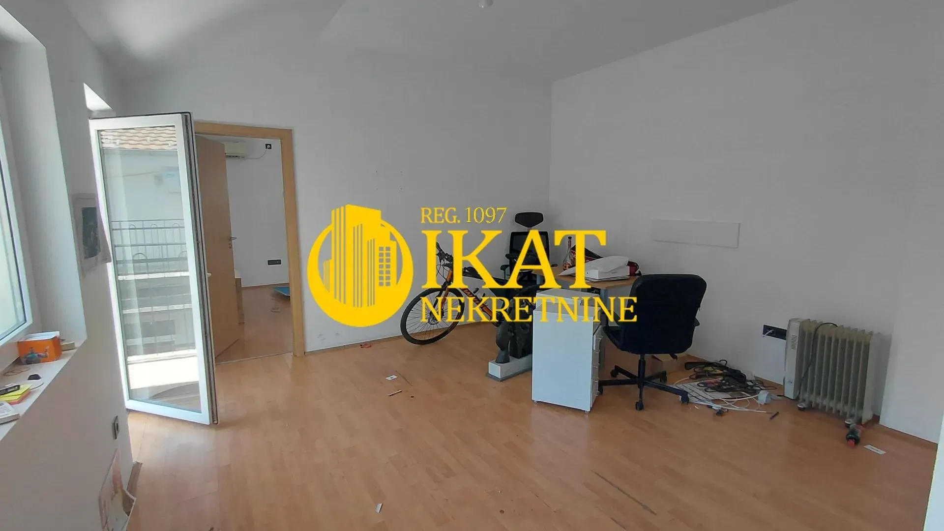 Prodaja, četvorosoban stan, 127m², Stari Grad, Beograd