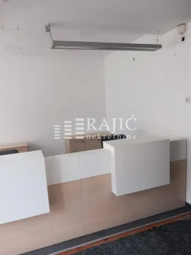 Rent, office space, 120m², Voždovac Sve Podlokacije, Beograd - image 3