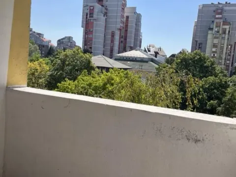 Izdavanje, trosoban stan, 88m², Vidikovački venac, Rakovica - image 19