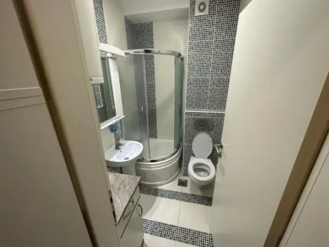 Izdavanje, jednosoban stan, 38m², Lazi, Budva - image 3