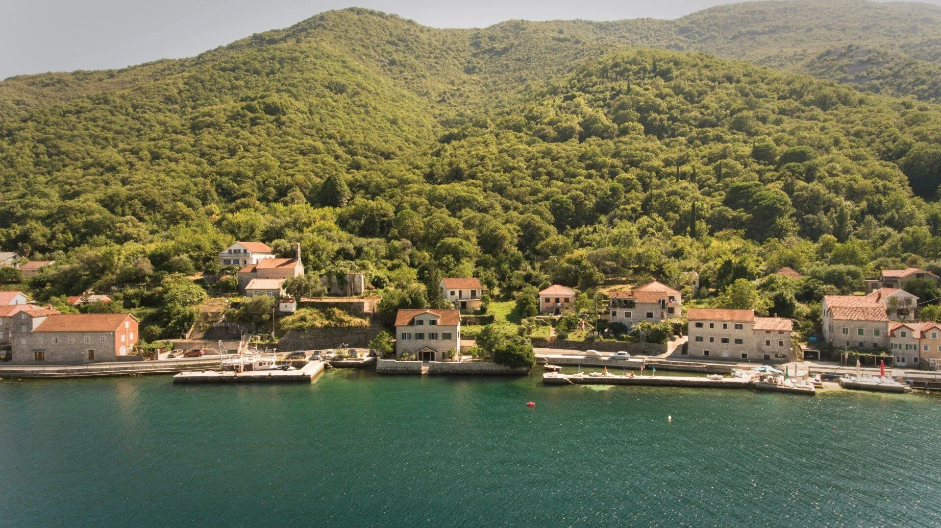 Rent, house, 350m², Kostanjica, Kotor