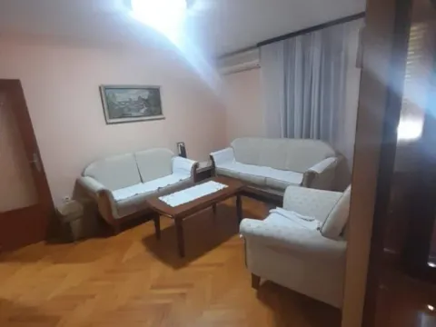 Sale, one bedroom apartment, 56m², Stari Aerodrom, Podgorica - image 11