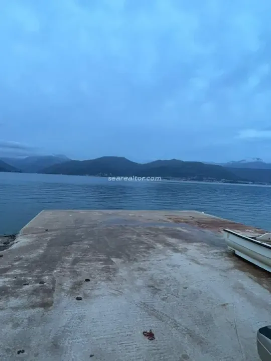 Sale, office space, 371m², Krašići, Tivat