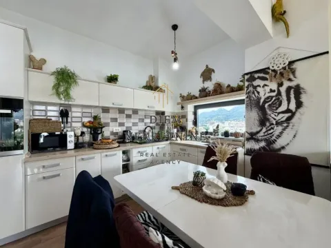 Prodaja, dvosoban stan, 63m², Centar, Bar - image 1
