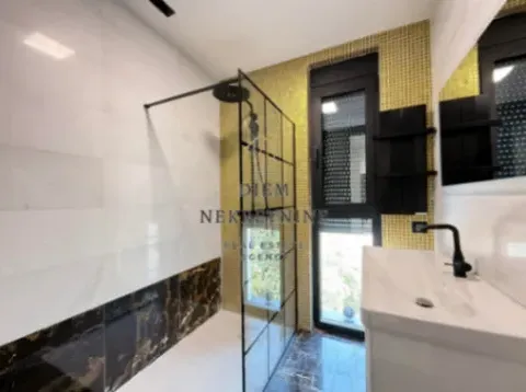 Izdavanje, dvosoban stan, 70m², Zagorič, Podgorica - image 7