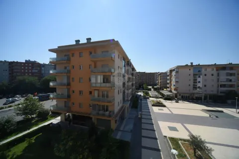 Rent, one bedroom apartment, 70m², City Kvart, Podgorica - image 13