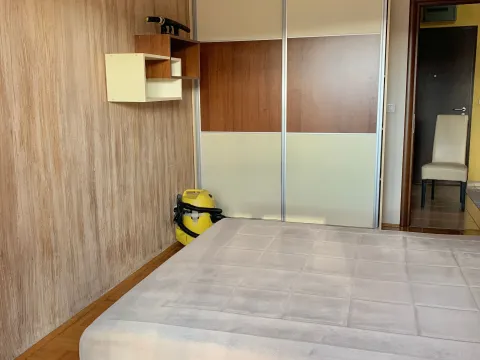 Izdavanje, jednosoban stan, 50m², City Kvart, Podgorica - image 10