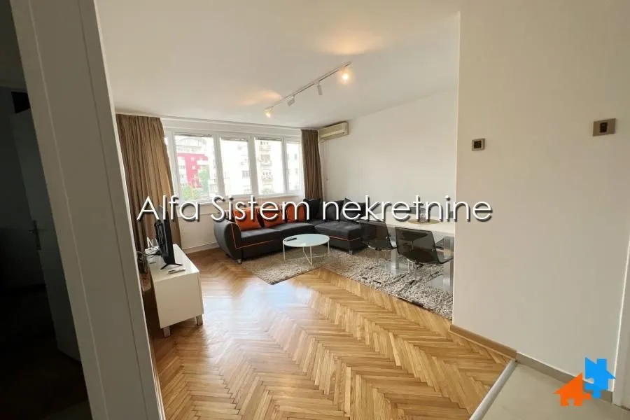 Rent, two bedroom apartment, 54m², Kalenić Pijaca, Vračar Sve Podlokacije
