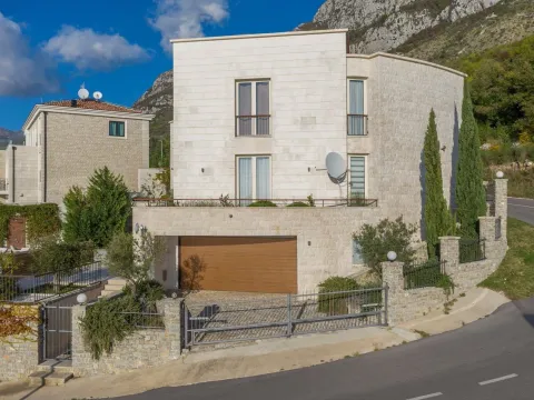 Sale, house, 600m², Blizikuće, Budva - image 28