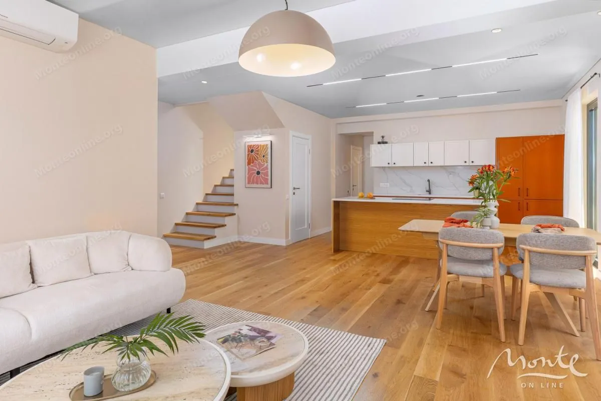 Sale, house, 129m², Kavač, Kotor