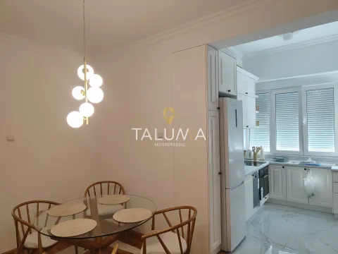 Izdavanje, jednosoban stan, 60m², Centar, Podgorica - image 3