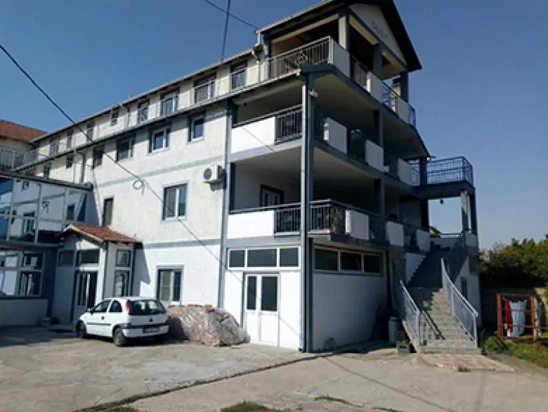 Izdavanje, poslovni prostor, 2000m², Altina, Beograd