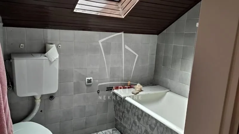 Prodaja, kuća, 120m², Voždovac Sve Podlokacije, Beograd