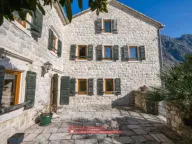  House for Sale, 313m2, Donji Orahovac, Kotor