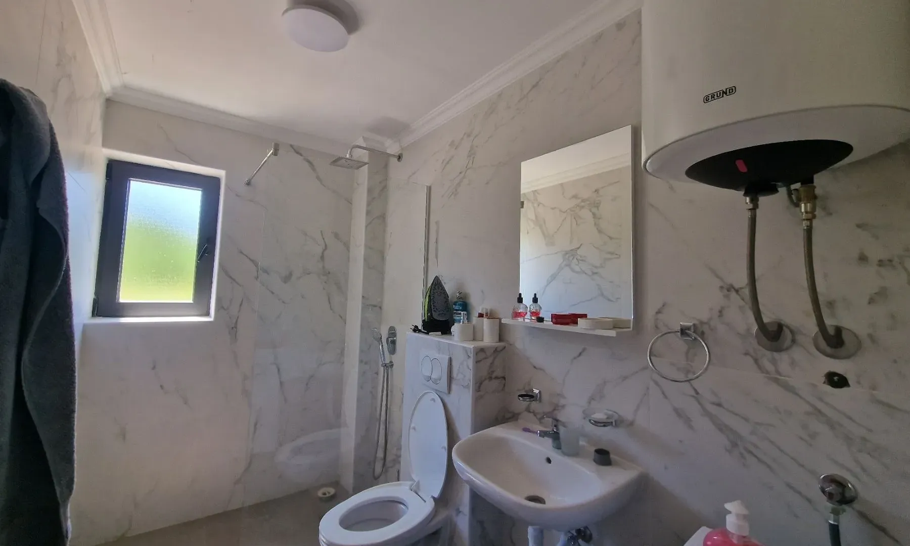 Sale, house, 300m², Radanovići, Kotor