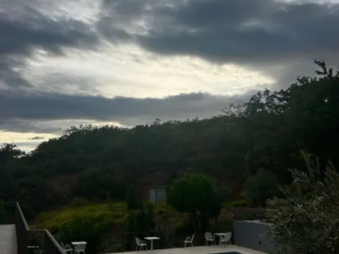 Izdavanje, garsonjera, 27m², Pržno, Budva - image 13