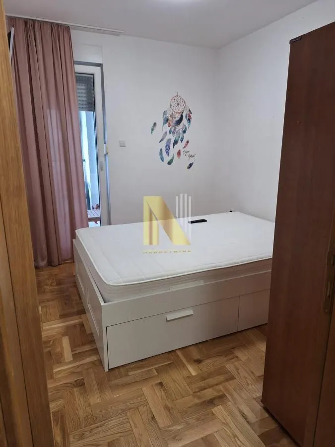 Izdavanje, dvosoban stan, 62m², Adamovićevo Naselje, Novi Sad Sve Podlokacije