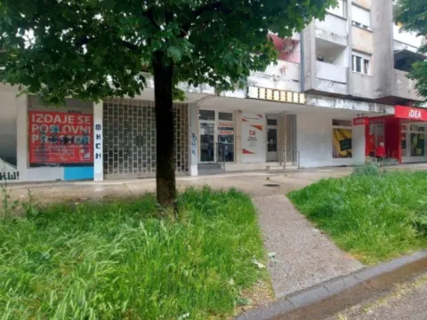 Rent, office space, 25m², Centar, Nikšić - image 8