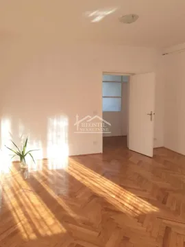 Rent, three bedroom apartment, 78m², Stari Grad, Beograd - image 5