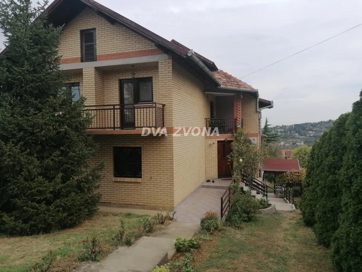 Prodaja, kuća, 292m², Sremska Kamenica, Petrovaradin