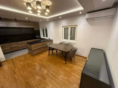 Rent, two bedroom apartment, 120m², City Kvart, Podgorica - image 3