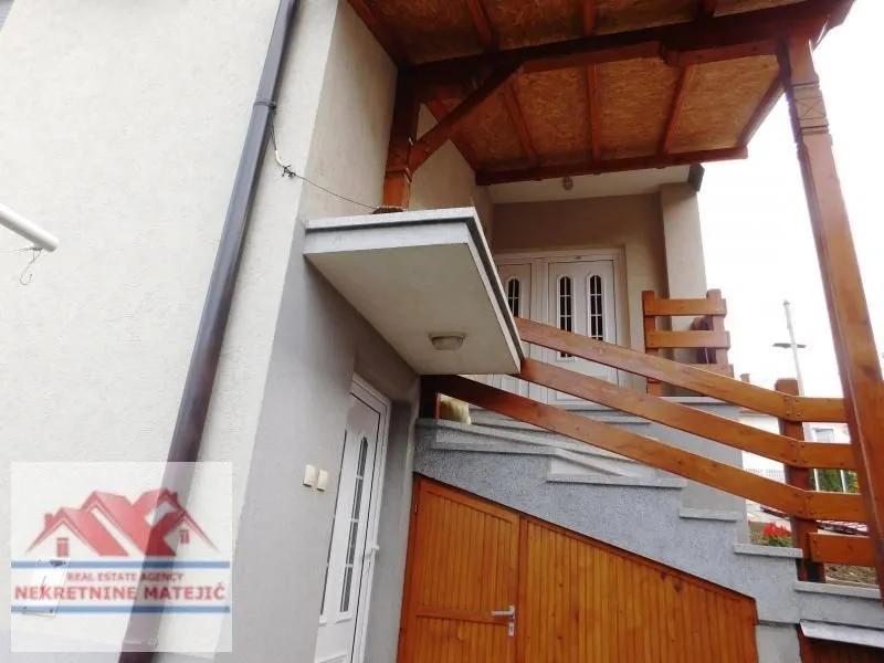 Prodaja, kuća, 160m², Grošnica, Kragujevac