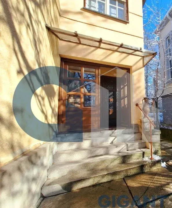 Prodaja, trosoban stan, 75m², Profesorska Kolonija, Palilula Sve Podlokacije