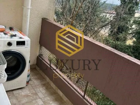 Prodaja, trosoban stan, 87m², Blok 6, Podgorica - image 10