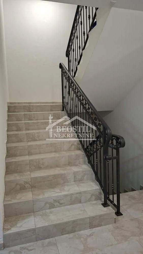 Prodaja, dvosoban stan, 48m², Mladenovac, Beograd