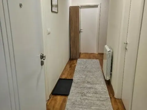 Izdavanje, trosoban stan, 55m², Đeram Pijaca, Beograd - image 15