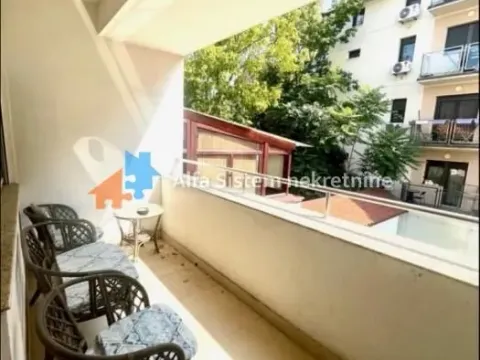 Izdavanje, trosoban stan, 122m², Vračar Hram, Vračar Sve Podlokacije - image 17