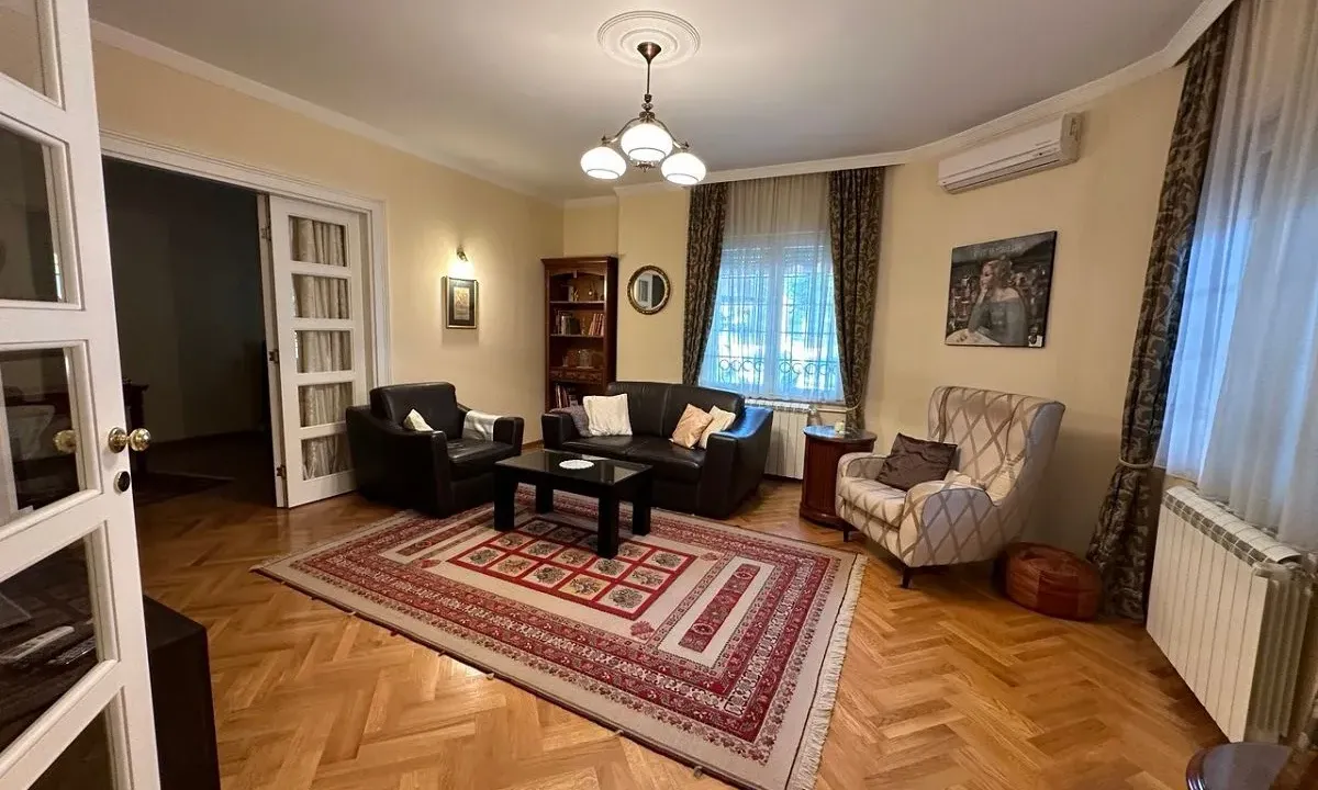 Prodaja, kuća, 250m², Altina, Beograd