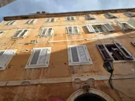 Prodaja, trosoban stan, 72m², Centar, Kotor - image 1