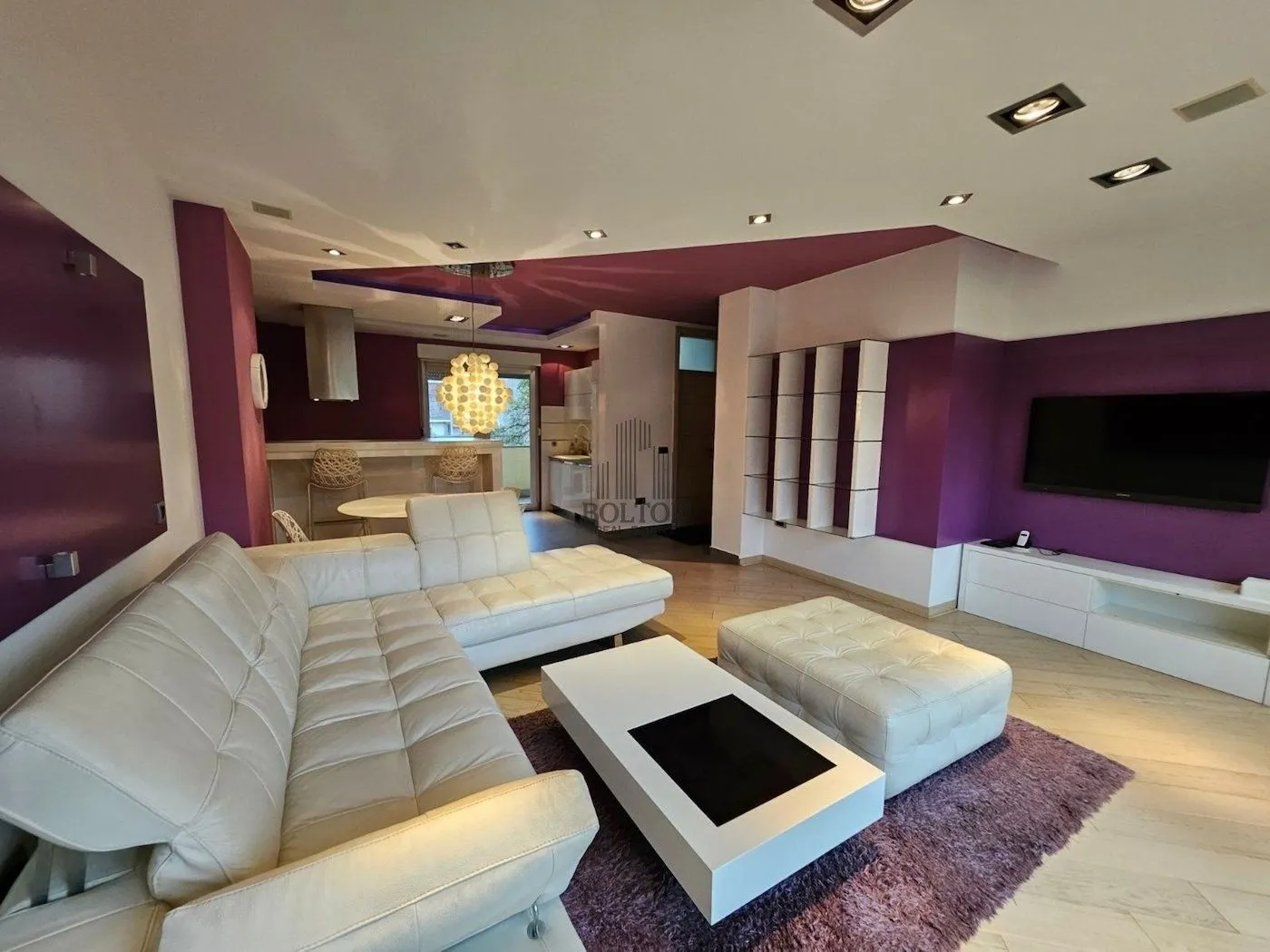 Rent, two bedroom apartment, 73m², Vračar, Šid