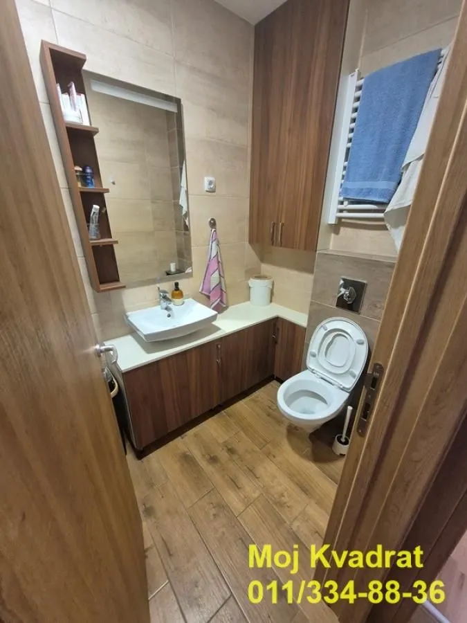 Prodaja, četvorosoban stan, 92m², Novi Banovci, Stara Pazova